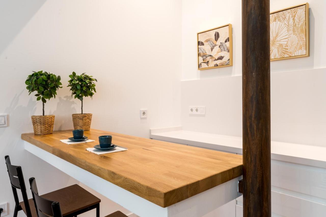 Puerta Real Home Apartment 1 Σεβίλλη Εξωτερικό φωτογραφία